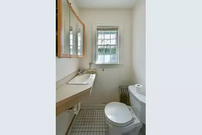 1278 Pleasant St, Worcester, MA 01602 - Photo 21