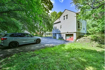 1278 Pleasant St, Worcester, MA 01602 - Photo 5
