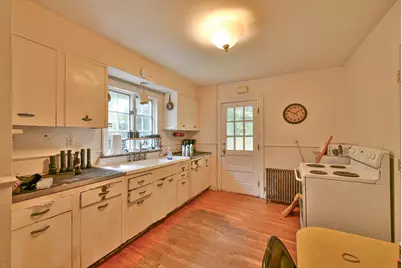 1278 Pleasant St, Worcester, MA 01602 - Photo 19