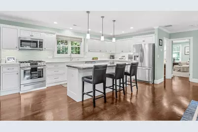 10 Bellevue Avenue, Winchester, MA 01890 - Photo 7