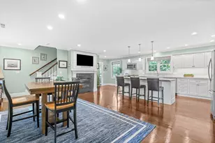 10 Bellevue Ave, Winchester, MA 01890 - Photo 9