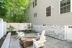 10 Bellevue Ave, Winchester, MA 01890 - Photo 37