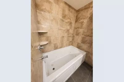 61 Austin St, Chicopee, MA 01013 - Photo 13