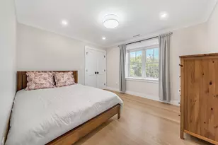 264 Pearl St, Newton, MA 02458 - Photo 27