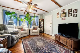 21 Jackson St, Salem, MA 01970 - Photo 9