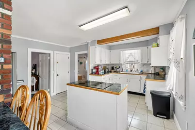 21 Jackson St, Salem, MA 01970 - Photo 3