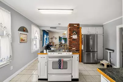 21 Jackson St, Salem, MA 01970 - Photo 5