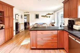 1 Elm Top Ln, Beverly, MA 01915 - Photo 7