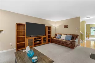 20 Waltham Dr, Plainville, MA 02762 - Photo 17