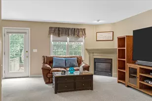 20 Waltham Dr, Plainville, MA 02762 - Photo 15