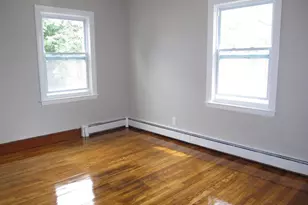 366 Hollis St, Framingham, MA 01702 - Photo 3