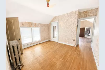 2018 Pleasant St, Fall River, MA 02723 - Photo 19