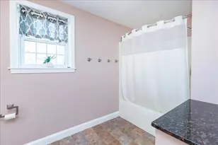 514 Pleasant St, Weymouth, MA 02190 - Photo 23