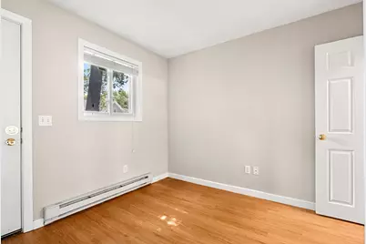 16 Cleveland Place #8, Gloucester, MA 01930 - Photo 9