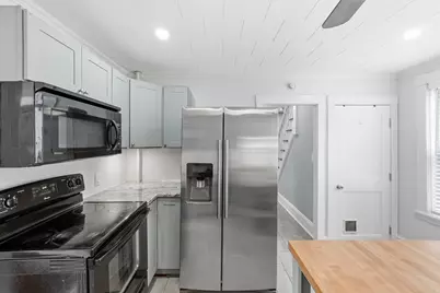 96 Apricot St, Worcester, MA 01603 - Photo 11