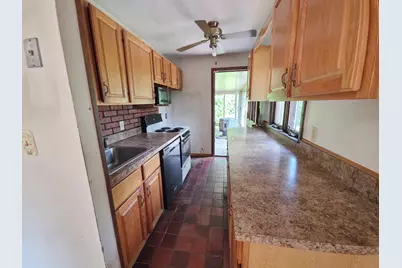 11 Ferncroft Rd, Leicester, MA 01524 - Photo 7