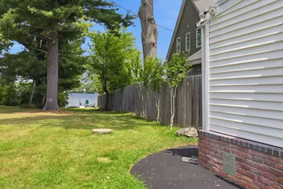 174,5 Lakeview Ave, Taunton, MA 02780 - Photo 29