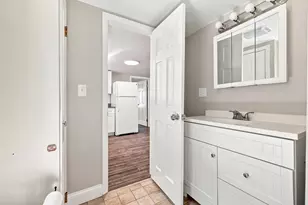 174 5 Lakeview Ave, Taunton, MA 02780 - Photo 23