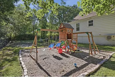 15 Miles Rd, Tewksbury, MA 01876 - Photo 5