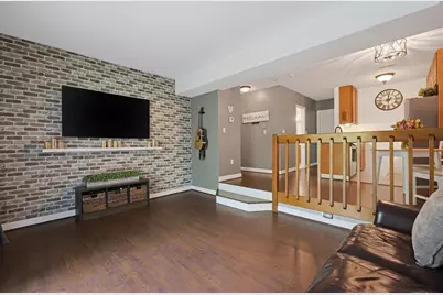 117 Tall Oaks Dr #G, Weymouth, MA 02190 - Photo 3