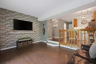 117 Tall Oaks Dr, Weymouth, MA 02190 - Photo 3