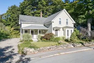 25 Prospect St, Pepperell, MA 01463 - Photo 1