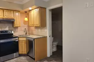 576 Washington St, Weymouth, MA 02188 - Photo 13