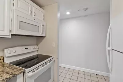 219 Central #3E, Lowell, MA 01852 - Photo 15