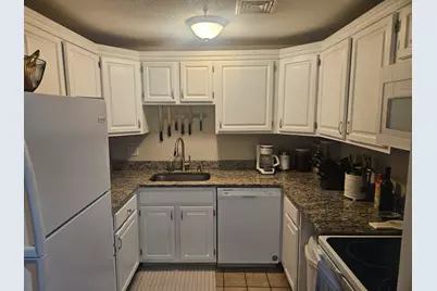 219 Central #3E, Lowell, MA 01852 - Photo 17