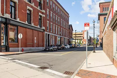 219 Central #3E, Lowell, MA 01852 - Photo 7