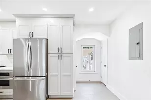 305 Chestnut Ave, Boston, MA 02130 - Photo 15