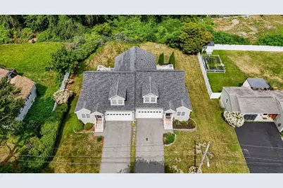 15 Whitney St #15, Haverhill, MA 01832 - Photo 5