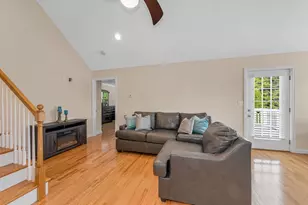 15 Whitney St, Haverhill, MA 01832 - Photo 17