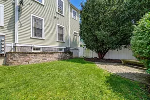 121 E Cottage St, Boston, MA 02125 - Photo 29