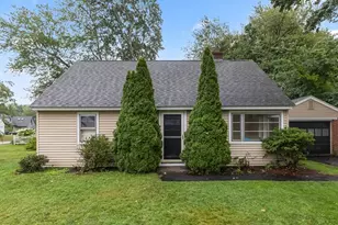 30 Bellridge Dr, Shrewsbury, MA 01545 - Photo 1