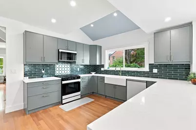 1161 Franklin St, Stoneham, MA 02180 - Photo 13
