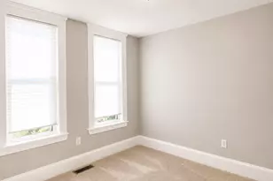 15 Ford St, Haverhill, MA 01832 - Photo 7
