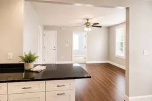 17 Ford St, Haverhill, MA 01832 - Photo 5