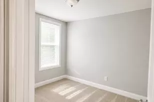 17 Ford St, Haverhill, MA 01832 - Photo 7