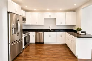 17 Ford St, Haverhill, MA 01832 - Photo 3