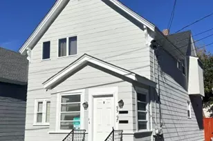 97 Crawford St, Lowell, MA 01854 - Photo 3