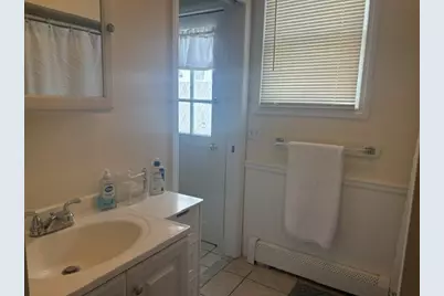 97 Crawford Street, Lowell, MA 01854 - Photo 35