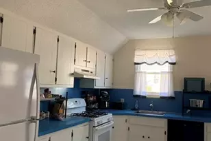 97 Crawford St, Lowell, MA 01854 - Photo 11