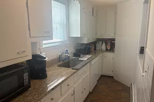 97 Crawford St, Lowell, MA 01854 - Photo 7