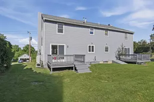 679 A Burncoat St, Worcester, MA 01606 - Photo 25