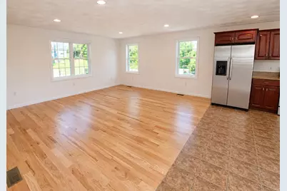 6 Fairlawn Ave #House, Burlington, MA 01803 - Photo 5