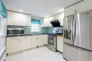 26 Martell Rd, Quincy, MA 02169 - Photo 9