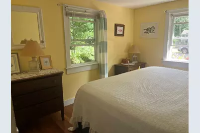 76 Priscilla St #1, Falmouth, MA 02536 - Photo 5
