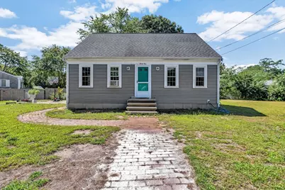 31 Park Dr, Dennis, MA 02670 - Photo 1