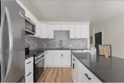 458-460 Smithfield Ave, Pawtucket, RI 02860 - Photo 39